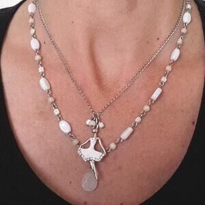 VNT Necklace French Lady Charm Double Layered White Ballerina Beaded Boho Preppy